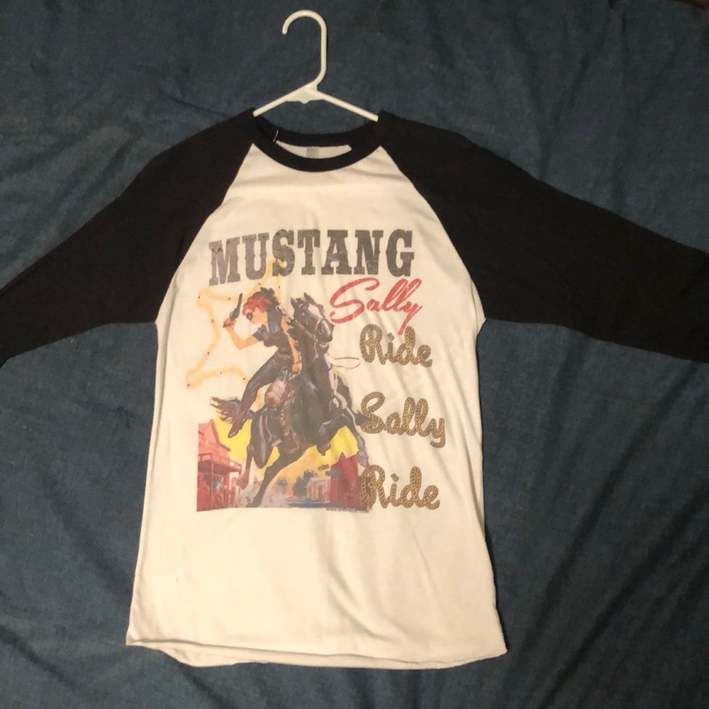 Graphic baseball tee